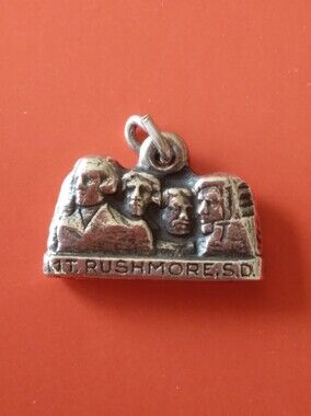 Vintage Sterling Silver Mount Rushmore Mini Charm Pendant